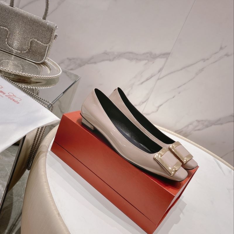 Roger Vivier flat shoes